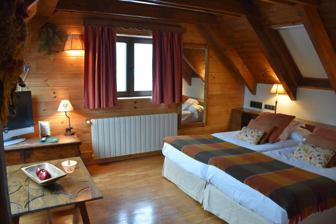 Hotel Val De Ruda Бакейра-Берет Екстер'єр фото